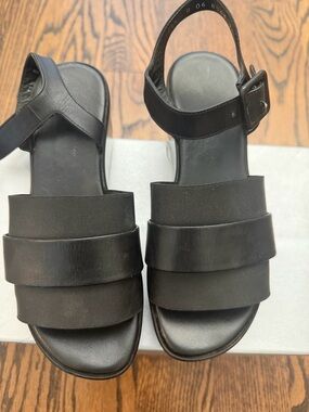 Robert Clergerie Black Calfskin Platform Sandals Size 37.5